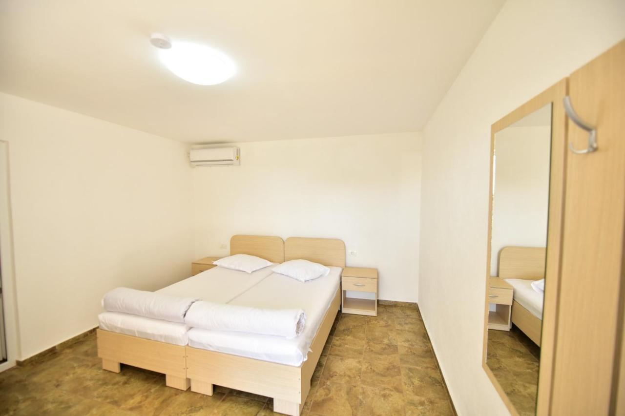 Casa Ryn Hotel Vama Veche Luaran gambar