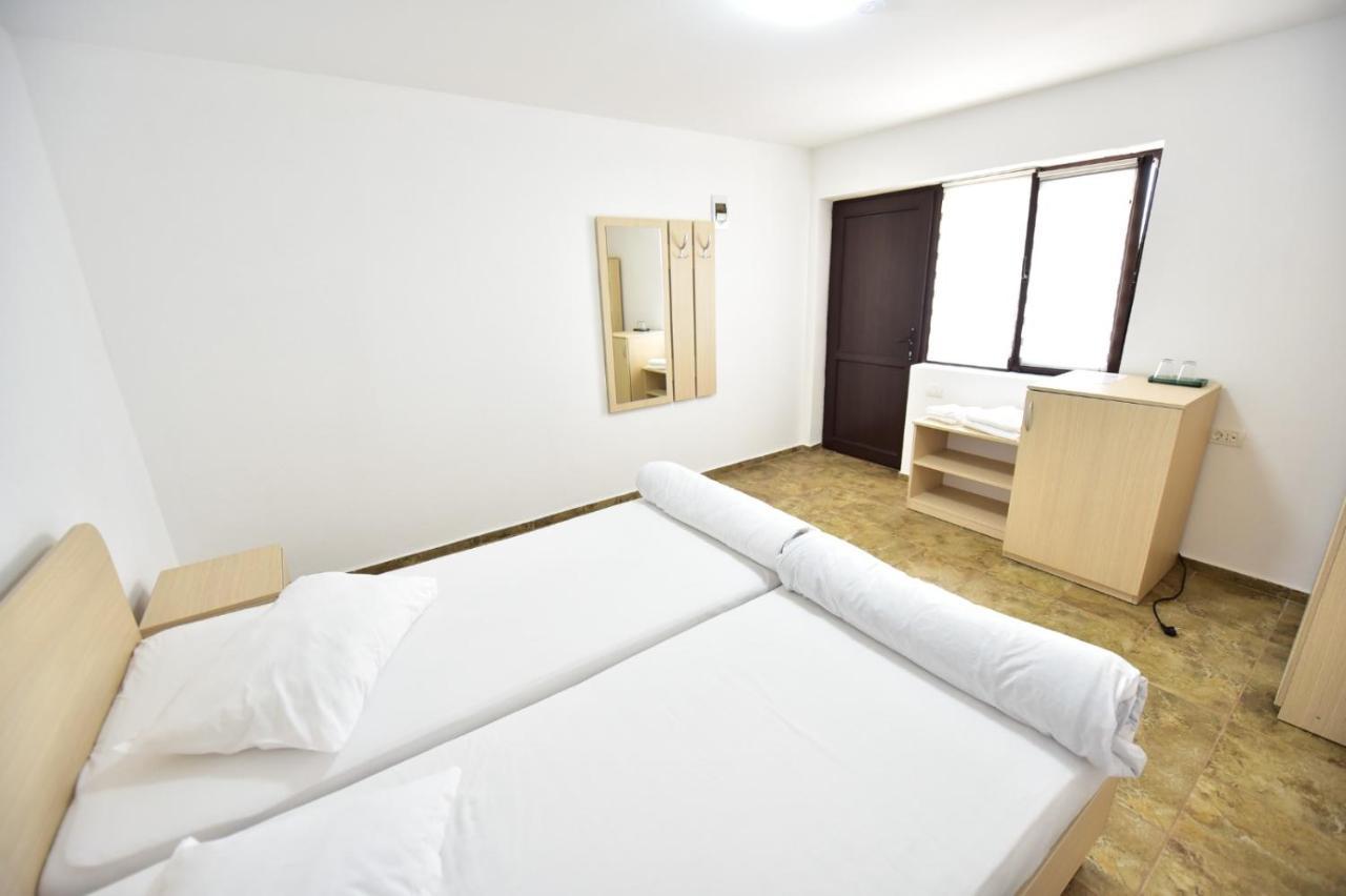 Casa Ryn Hotel Vama Veche Luaran gambar